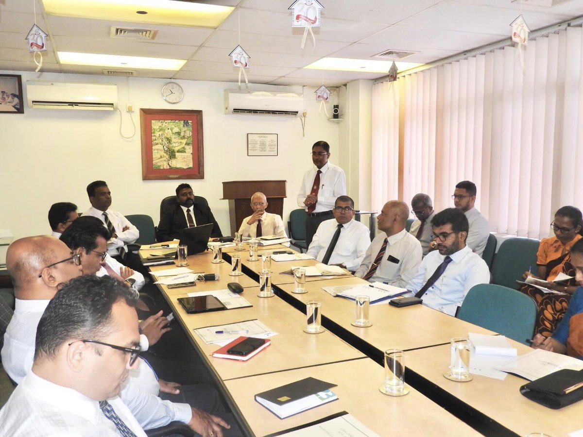 BarathArulsamy's tweet photo. I presided over the #CEO's Forum of the Plantation Human Development Trust held at the Head Quarters of #PHDT.
The CEOs, Executive Directors & Company Representatives were present at this gathering. I highlighted the population index of the #plantation sector & emphasized
1/4 https://t.co/zwkCRweVXy