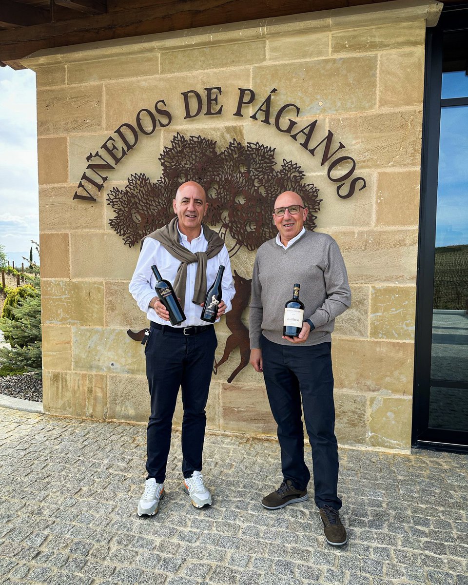 vilaviniteca's tweet photo. En exclusiva en #avan22 algunos de los vinos más deseados de Marcos y Miguel Eguren en Rioja y Toro, y de Cuentaviñas, el proyecto de Eduardo Eguren, 5ª generación de la familia. https://t.co/cXSGCdr8xv https://t.co/9JC2GGXlfq
