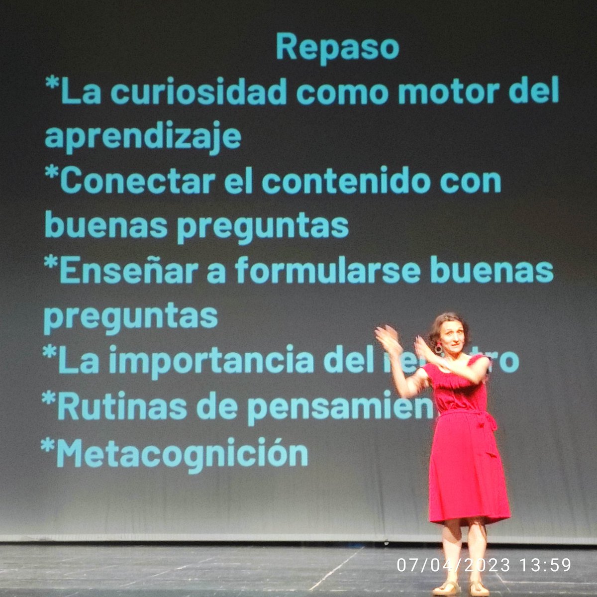 CRP_baixmaresme's tweet photo. #comaprenem?
#Reflexionant amb la @melifurman
@ https://t.co/siVeGx5iOe