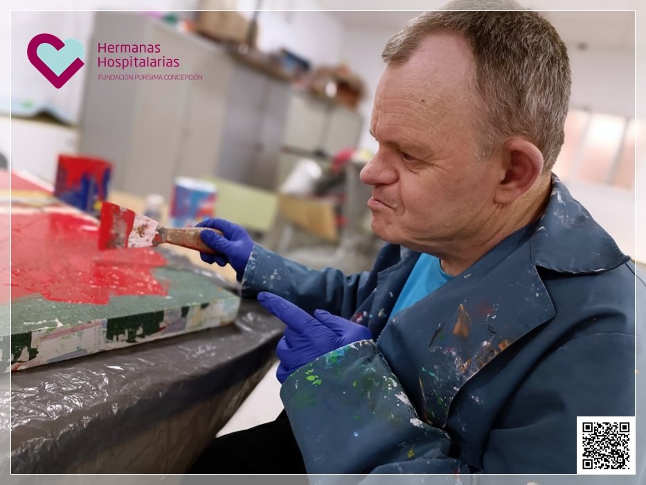 HospitalariasGr's tweet photo. El taller veraniego que explora la creatividad y desarrolla habilidades #TallerDePintura No solo ofrece una forma de expresión artística, tb brinda una serie de beneficios adicionales, entre otros: el reciclaje. #DiscapacidadIntelectual CO #Realidad2003 https://t.co/F8plGNxQFP https://t.co/laFv7ebzt3