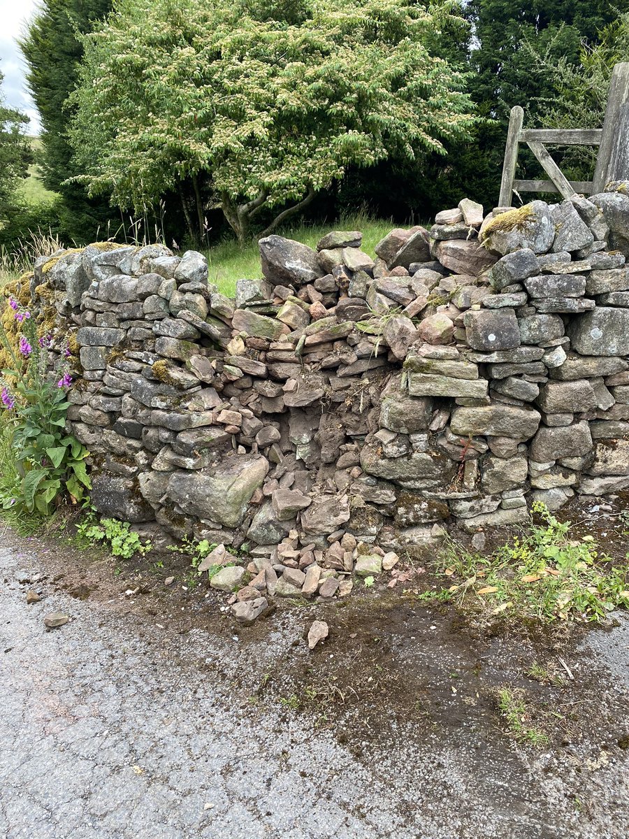 Bloggs79's tweet photo. @Enterprise someone driving one of your vans has just knocked our wall down. Can you help? https://t.co/S9PkKhLxXr