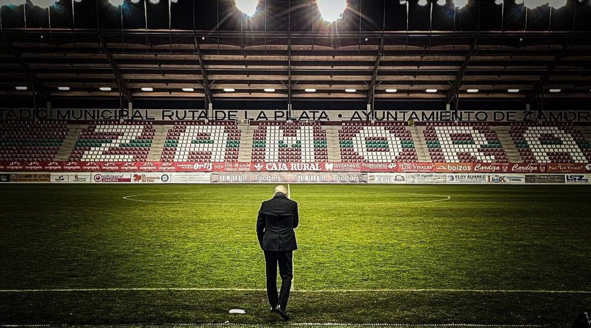 ZCFoficial's tweet image. ALTA🚨|

David Movilla se convierte en nuevo entrenador del Zamora CF.

Regresa a casa tras temporada y media fuera del club.

Mucho acierto en esta nueva etapa. Tus éxitos serán los nuestros🛡️⚔️

zamoracf.es/david-movilla-…

#VamosMiZamora