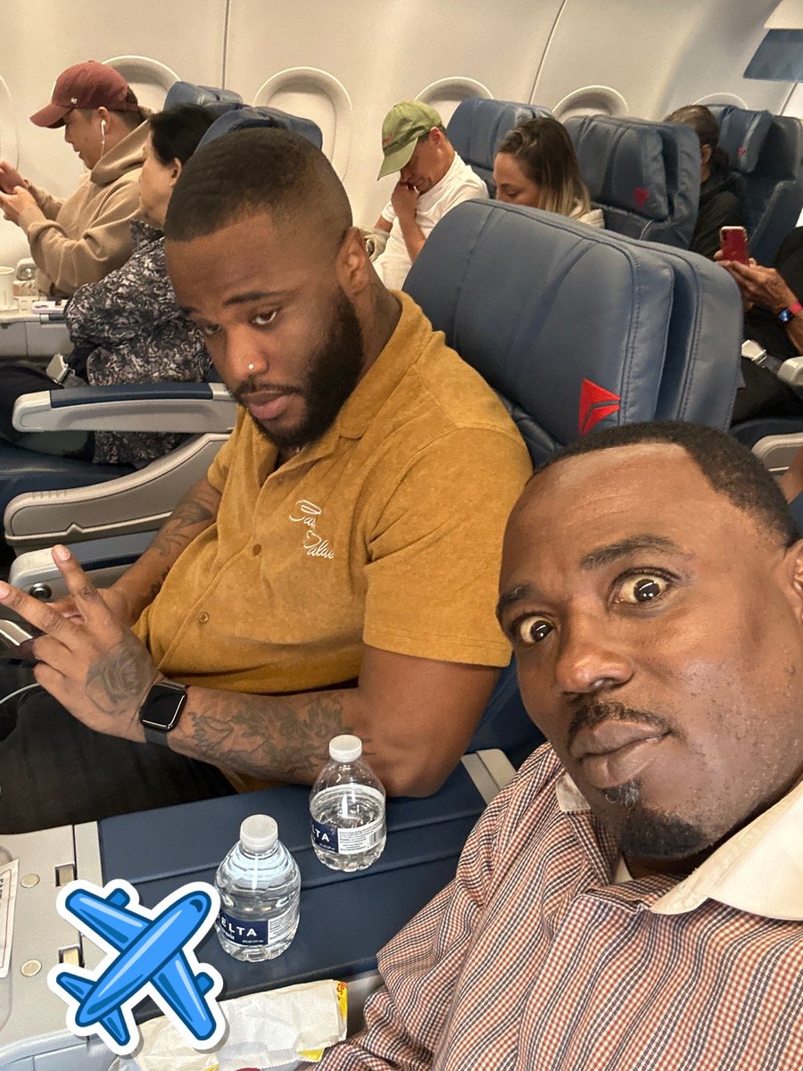 SWRMorrisJr's tweet photo. Up Up and Away #DeltaSkyMiles #Delta #LivingMyBestLife #LivingTheDream (@ Gate T3 - @atlanta_airport in Atlanta, GA) https://t.co/Pf41dIjIVr https://t.co/U8TVzb6IpV