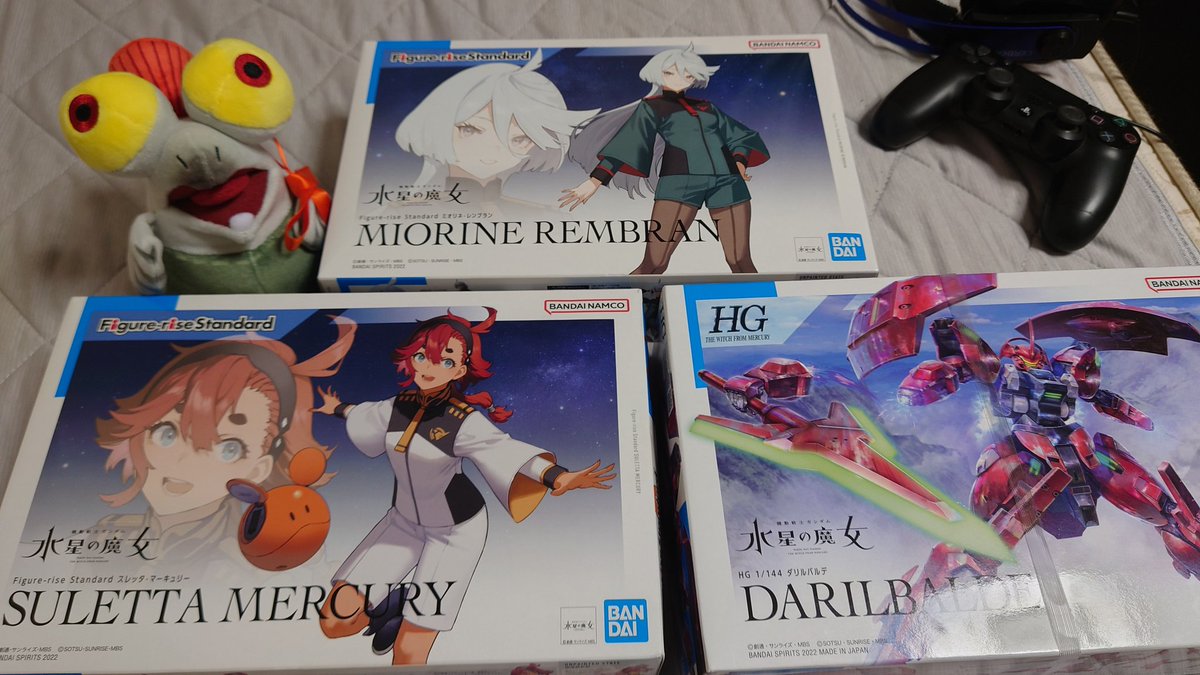fabled_legion's tweet photo. 家族からの誕生日プレ。
スレッタは自分で買ったけど完成したらミオリネもと考えてたからはよ、完成して並べたい！ https://t.co/TM8f5i0VSz