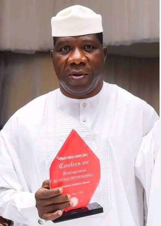 Congratulations to Honorable Michael Opeyemi Bamidele MOB. The new Senate Majority Leader 10th Assembly. Congratulations to Ekiti People. Elofokanbale.<a href="/SenatorOpeyemi/">Senator Michael Opeyemi Bamidele</a> <a href="/AsiwajuOladimej/">#AsiwajuOladimeji</a> <a href="/ekitistategov/">Government of Ekiti State</a>