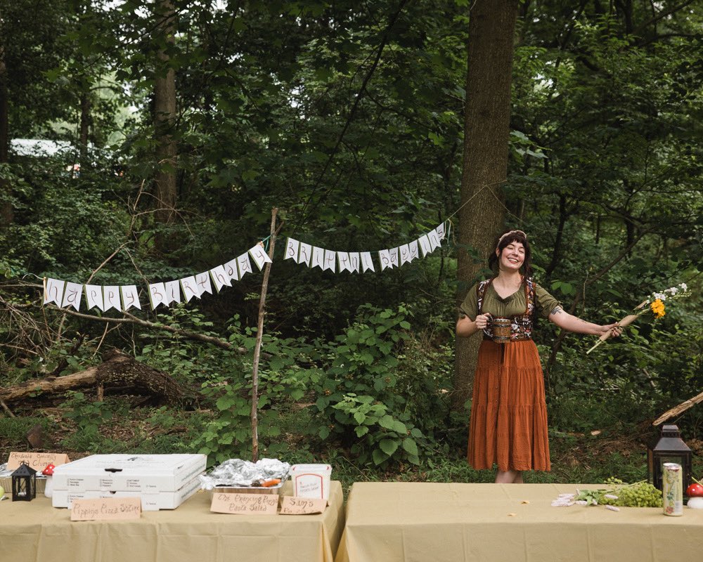 brittnisa's tweet photo. On Sunday Adam threw me the most magical surprise birthday party ever, I felt like I was really in the Shire 🥹 Still can’t believe this was real. It even featured a cameo from Pippin himself, @BillyBoydActor!!! This day surpassed anything I could ever dream of, I’m so grateful https://t.co/T0H8BM2Dqb