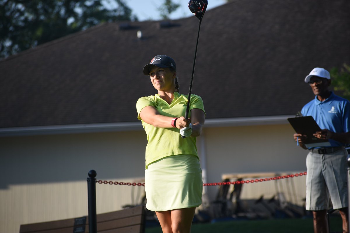 One of the odds-on favourites this week has to be Caroline Ciot 

The low PGA of Canada member from last year's @OROROwear PGA Championship of Canada is on the course bright and early, looking to capture the Lorie Kane trophy for the first time https://t.co/tJ1reRgPWM