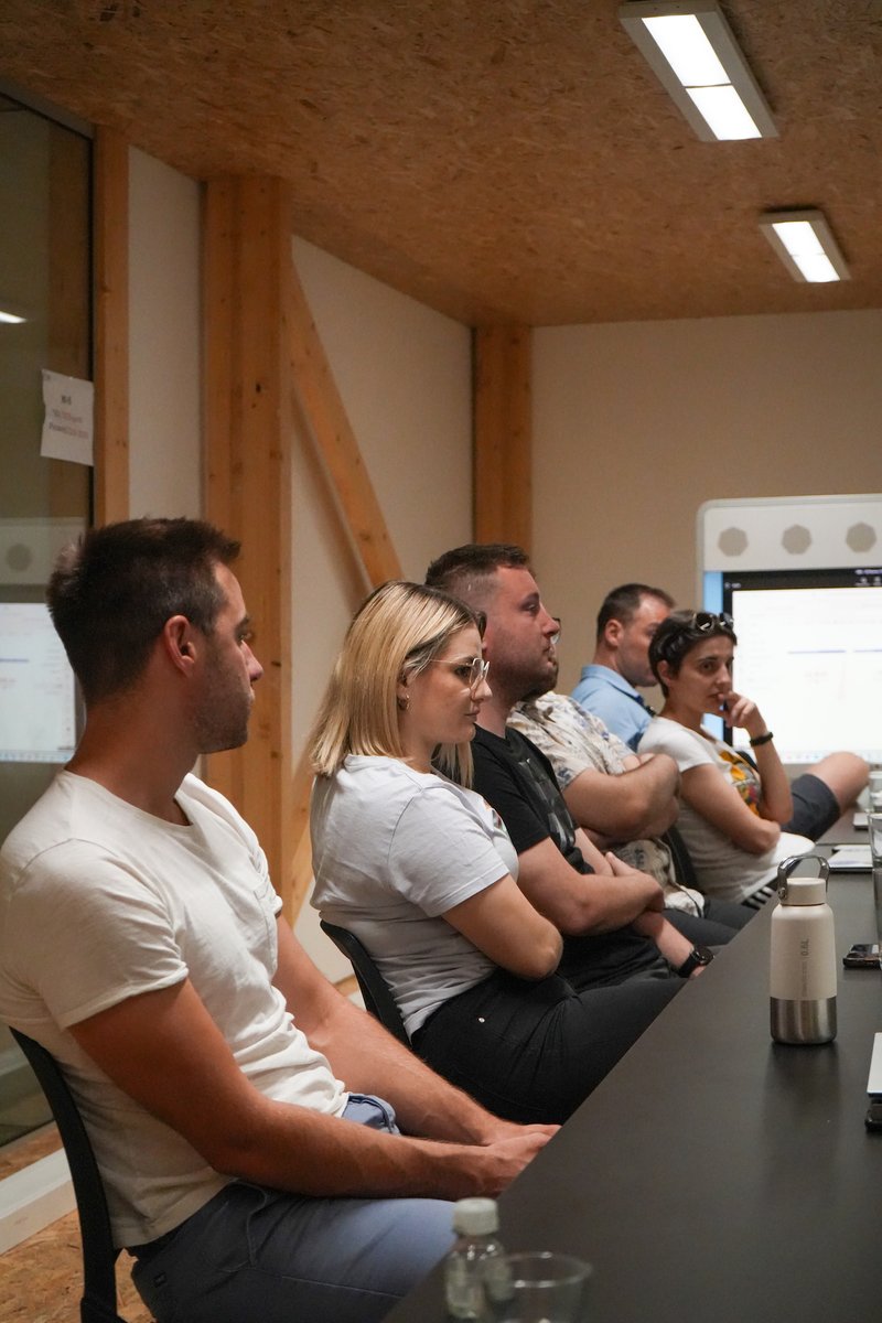 unitfly's tweet photo. 📢 This is how we do #QuarterlyBusinessReview!

Our secret weapon? 

The Objectives and Key Results (#OKRs) system, adapted specifically for our growing team. We prioritise simplicity and pragmatism, fostering a culture of accountability among team members.

#unitfly #QBR https://t.co/LPjhqPymr2