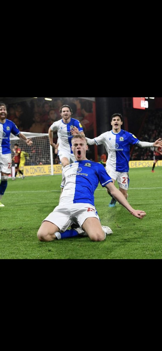 Archiesmith111's tweet photo. @SkyBetChamp Absolute unit https://t.co/2JZ2CFWKpH
