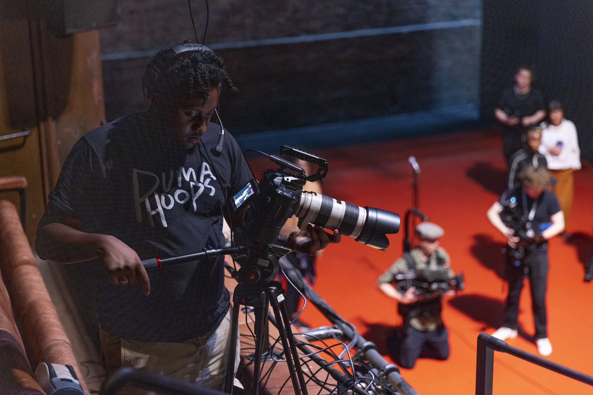 .<a href="/NYTofGB/">NationalYouthTheatre</a> is seeking a filmmaker with a passion for sharing their skills to work with young talent as part of IGNITE Your Creativity, Wakefield, 31 July-4 August. 

Give them a shout if this is you! 

#jobs #filmmaker #education