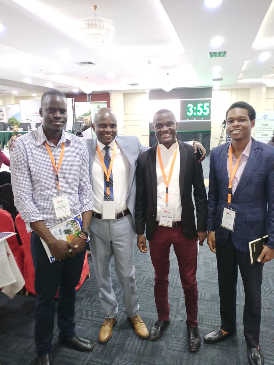 OngongaSigar's tweet image. #HappeningNow:Representing the voice of youths and farmers at the on going National Agriculture Summit themed; Leaving no one behind:Food and Nutrition Security and Agriculture Competitiveness.@MwendahMailutha @mithika_mwenda  @mithika_Linturi 
#Asnet
#nationalagriculturesummit