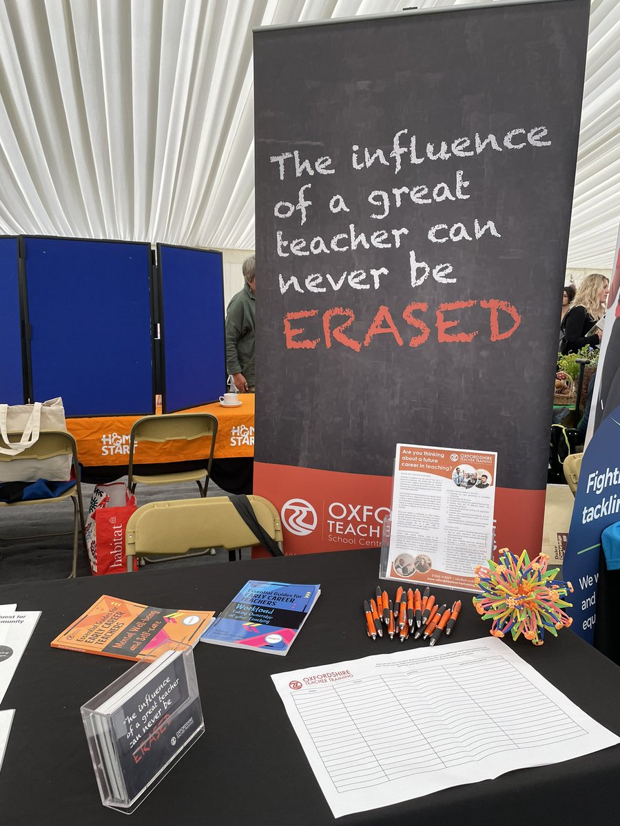 LindaAnnHull's tweet photo. @OxYouth @OxfordshireMind at the #YouthInMind conference with @OTT_SCITT https://t.co/gTkTPUpDy6