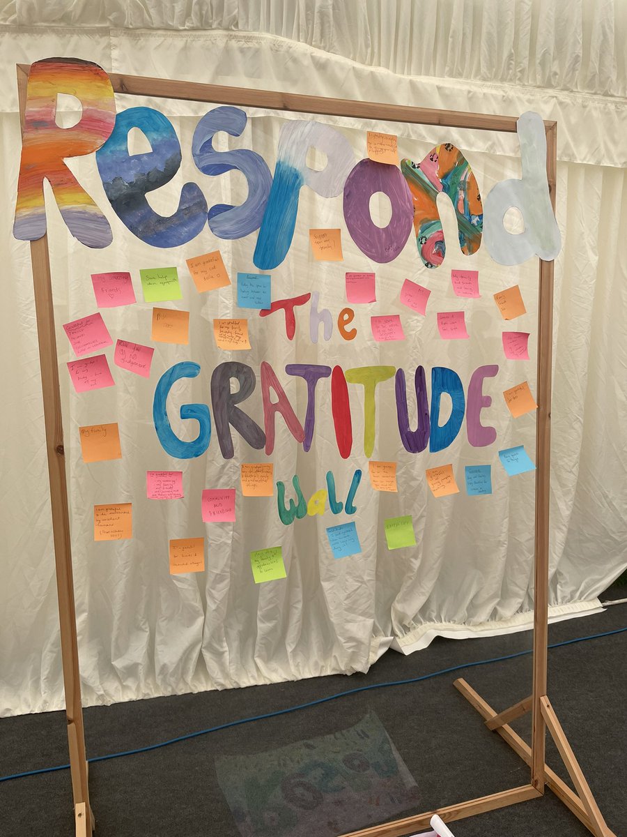 LindaAnnHull's tweet photo. @OxYouth @OxfordshireMind at the #YouthInMind conference with @OTT_SCITT https://t.co/gTkTPUpDy6