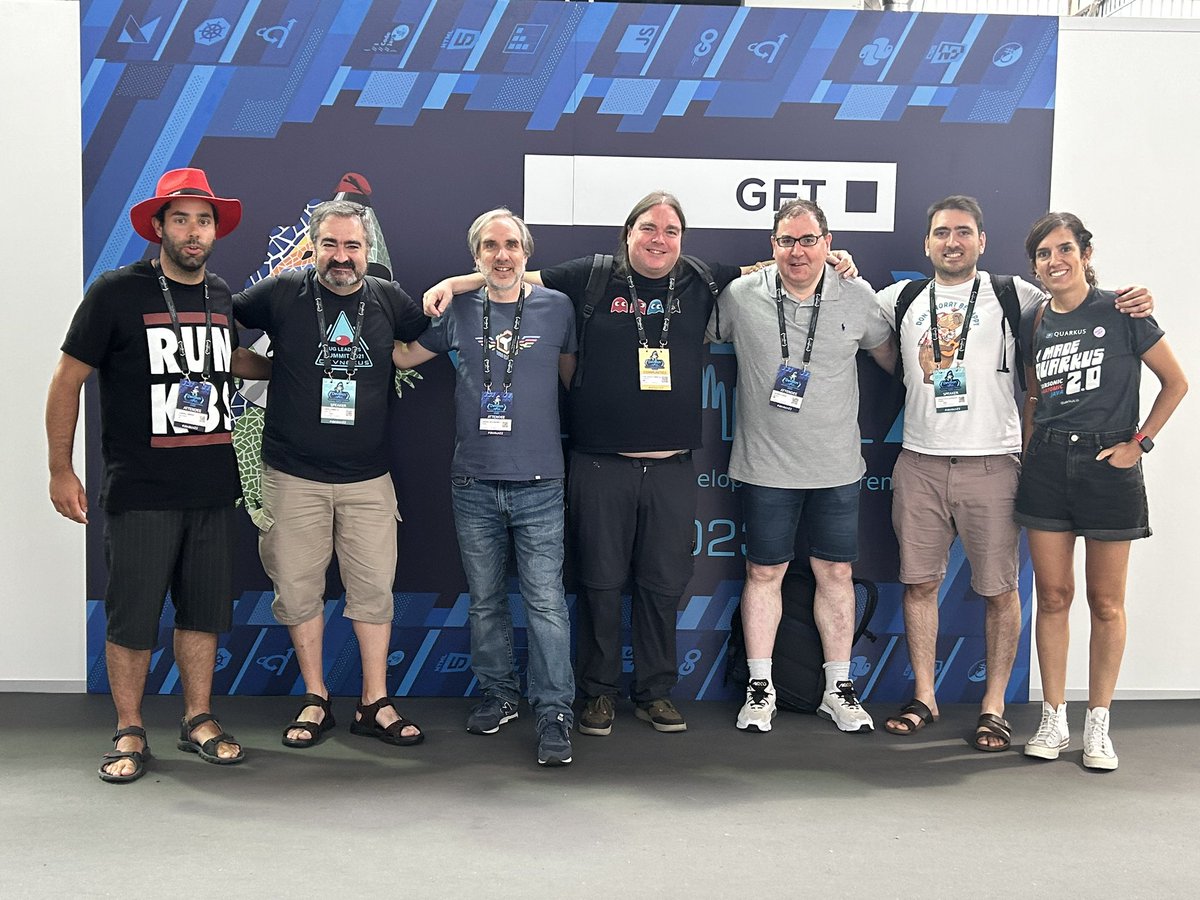 MadridJUG's tweet image. Algunos de los Juggers de Madrid en #devBcn23