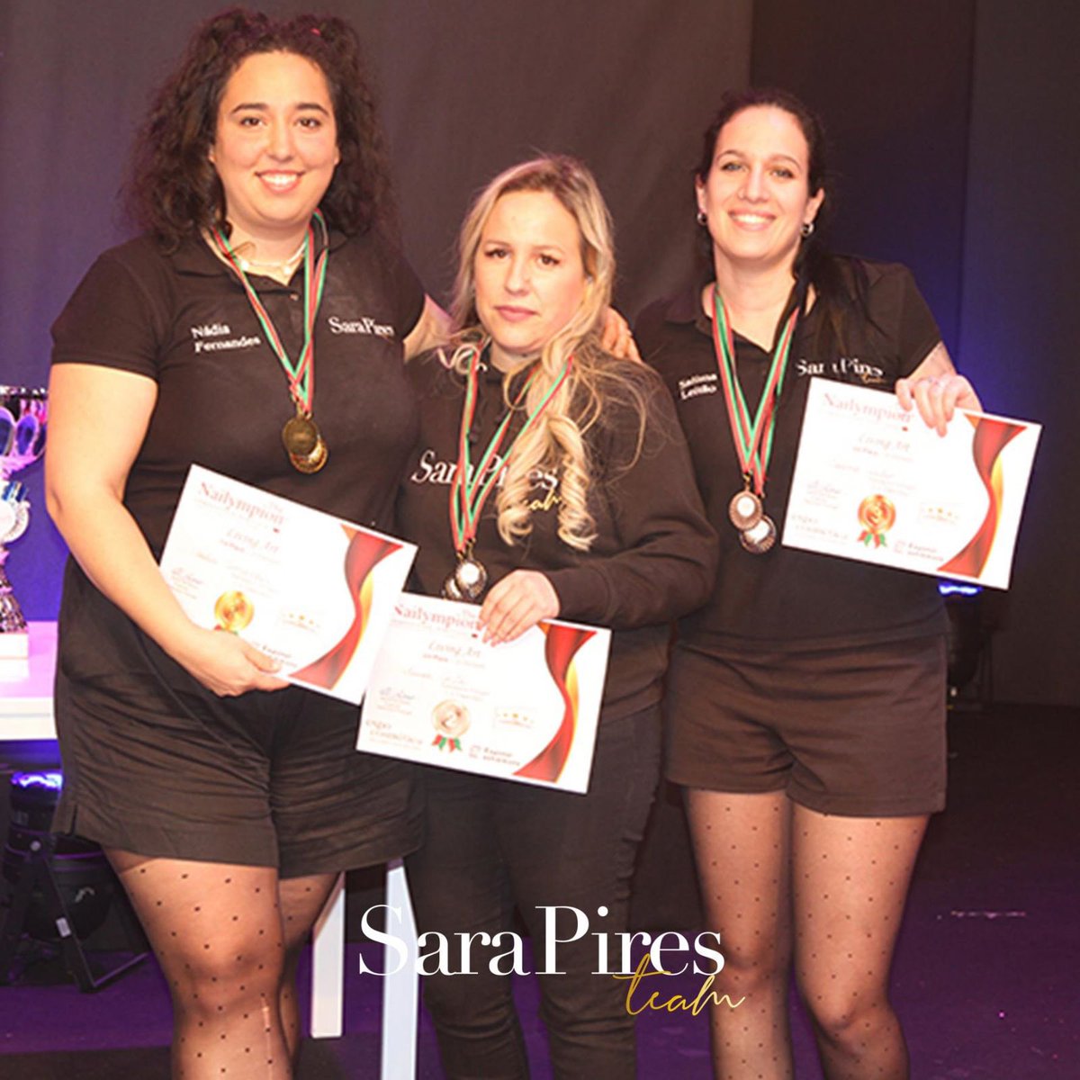 sarapirespt's tweet photo. Prova Living Art 2ª DIV campeonato de unhas @the_nailympion_portugal 23 🏆

Vamos ao próximo? 😍

#sarapires #escoladecompetição #campeonatosdeunhas #594prémiosvencidos #rumoaos600prémios #tricampeãspt

https://t.co/2PYxjH63K6
https://t.co/lQYxhg7lQU
https://t.co/ABuBw33uxD https://t.co/WNPCU5iMDk