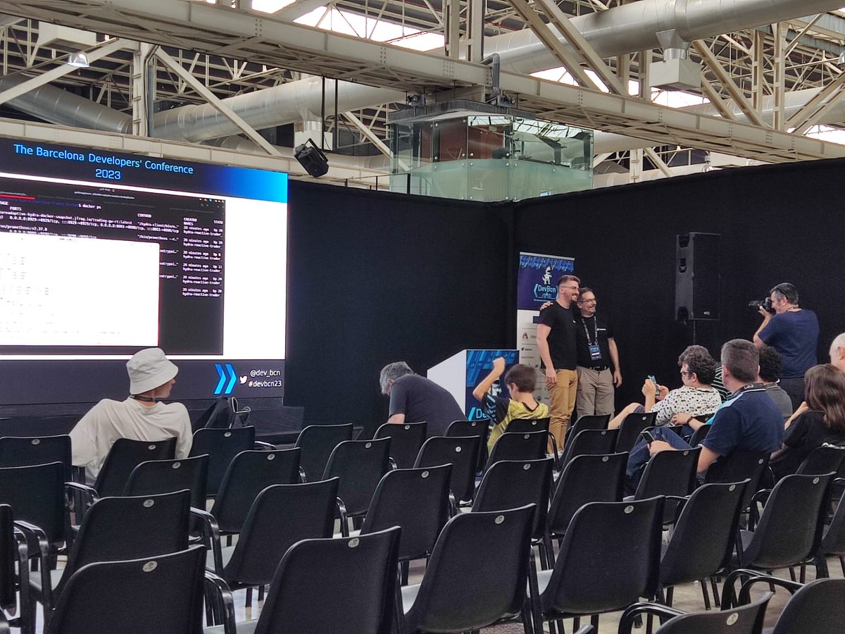 WeAreAdaptive's tweet photo. Mattia Tollari and @guillempg are about to start their talk at #DevBCN about highly available and performant clusters of single-threaded nodes. Don't miss it! @dev_bcn #aeroncluster #weareadaptive #clusters #tech https://t.co/fS6V7Brtsa