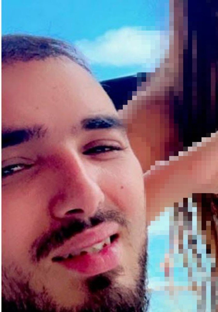 🇫🇷 FLASH | #Farès, 29 ans et père de famille d’un petit garçon d’un an, est entre la vie et la mort après avoir secouru une dame âgée dans un immeuble qui prenait feu suites aux #émeutes. 

👉 Les faits se sont déroulés dans la nuit du 28 au 29 juin dernier dans le 6ᵉ