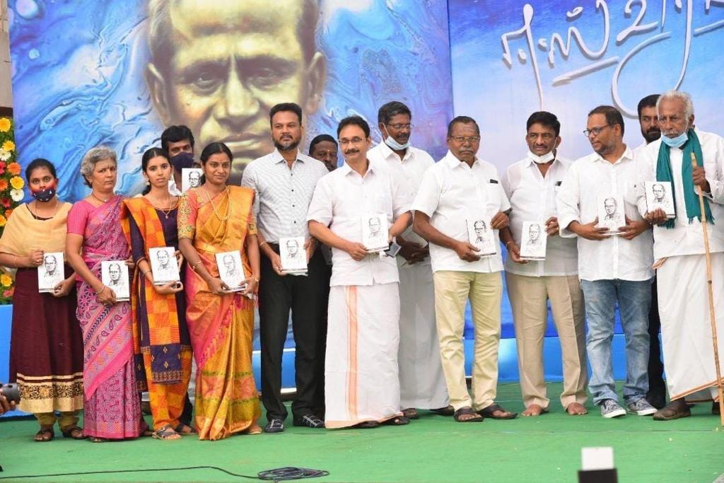 Chakramissions's tweet photo. "Reminiscing a Special Milestone: Our Founder's Book Launch Unveiling M.A. Eswaran's Inspiring Journey of Compassion and Progress. Take a trip down memory lane with these snaps from the unforgettable book release event." 📖✍️

 #Throwback #MAEswaran #Chakra #chakrasamarpan https://t.co/zurGytJU91