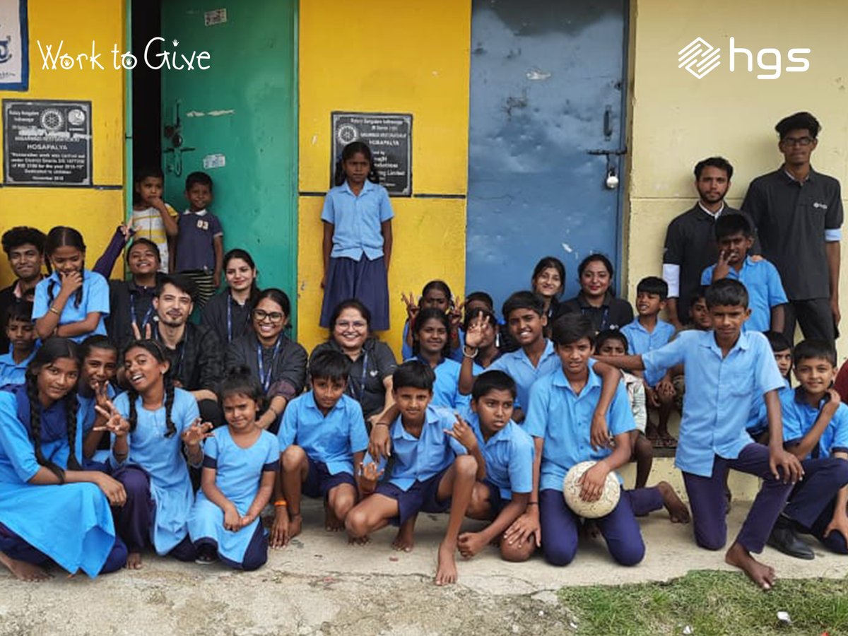 LifeAtHGS's tweet photo. Hunger should never be a barrier to education.

HGS volunteers joined @AkshayaPatra team in serving mid-day meals to children at Bandepalya Govt. School, Bangalore.

Join the cause, #JoinHGS: https://t.co/rf5QwHzZX9

#LifeAtHGS #TeamHGS #WorkToGive #HumansOfHGS #HGSIndia #India https://t.co/iYfy1gOSvq