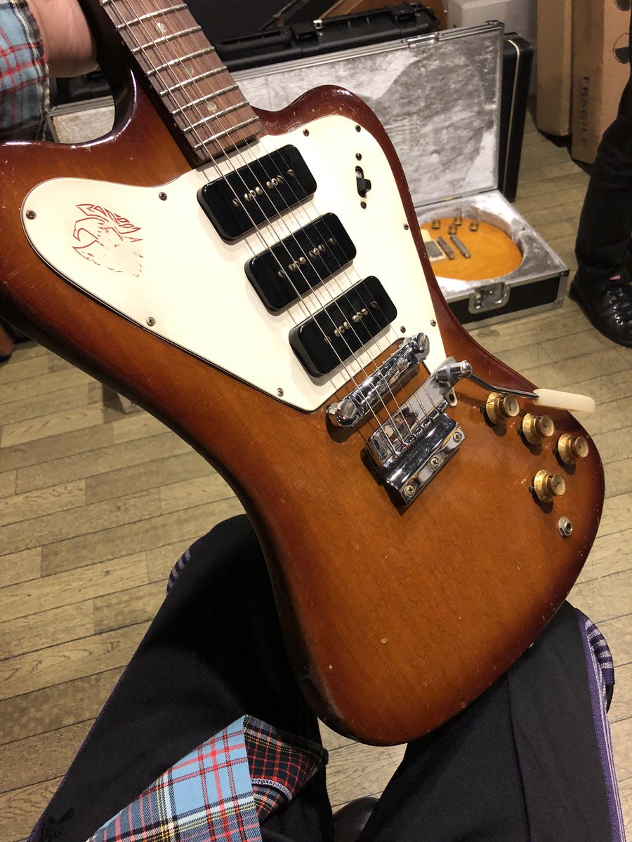 rallysxxxxxdow1's tweet photo. 1958 Les Pual Jr Double Cutaway
1965 firebird nonreverseⅢ
#ギブソン #レスポール #ファイヤーバード #gibson #lespaul #firebirdnonreverse https://t.co/vlxabjnYHr