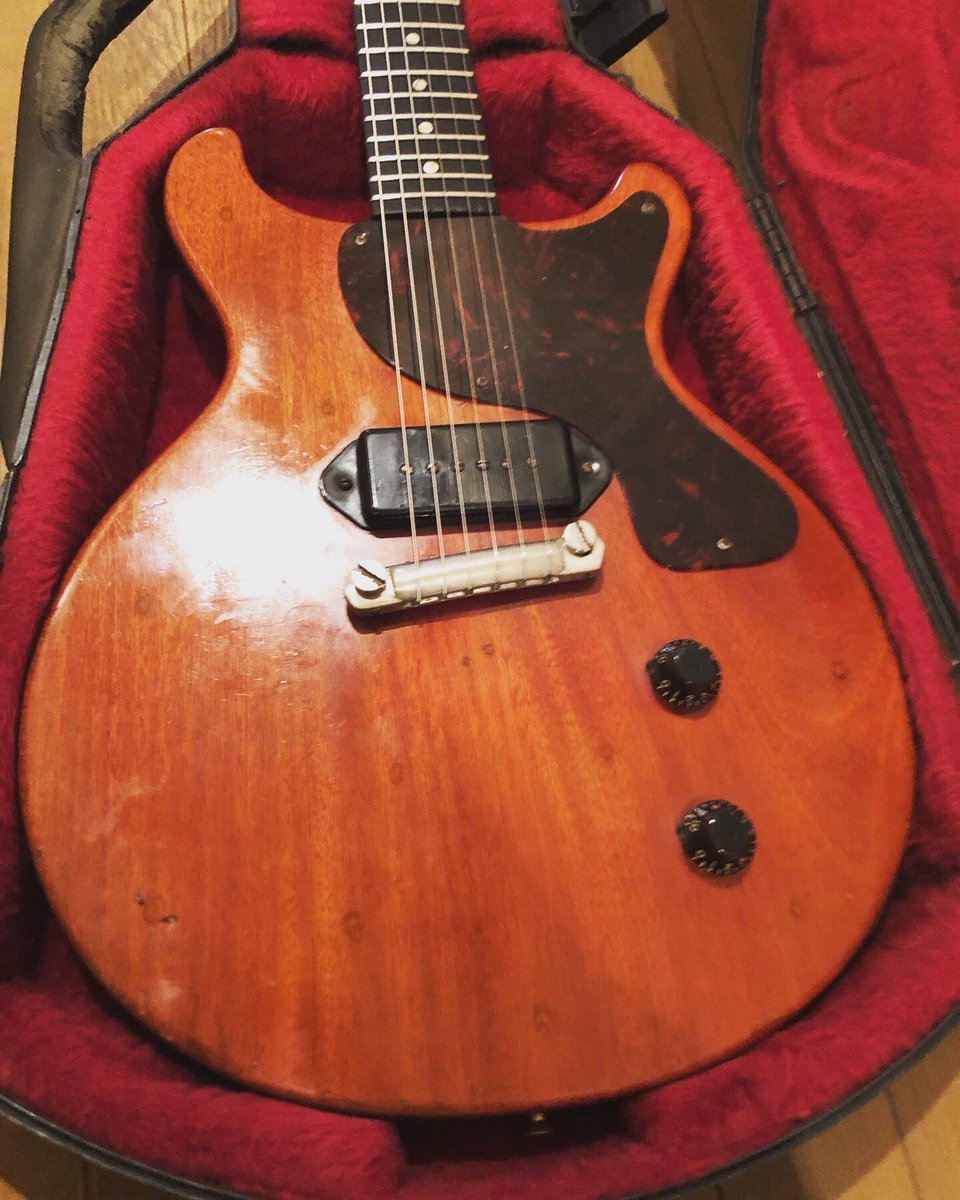 rallysxxxxxdow1's tweet photo. 1958 Les Pual Jr Double Cutaway
1965 firebird nonreverseⅢ
#ギブソン #レスポール #ファイヤーバード #gibson #lespaul #firebirdnonreverse https://t.co/vlxabjnYHr