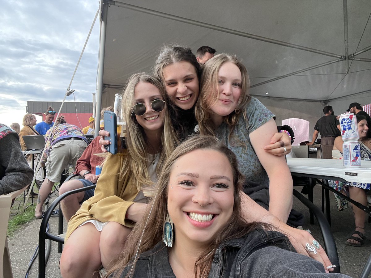 ashlynnrcou's tweet photo. best weekend <3 https://t.co/OGlksNup2V