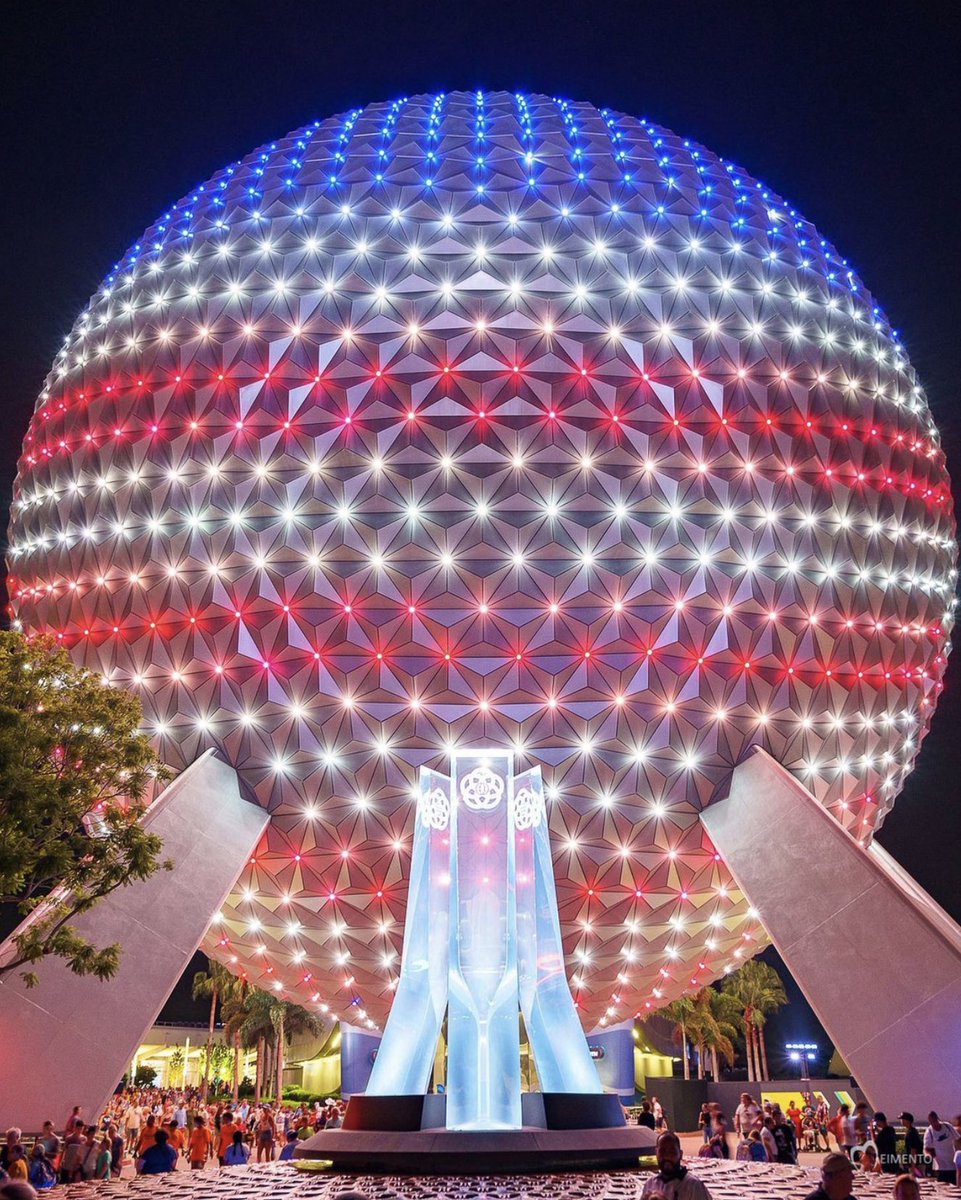 Kissimmee's tweet photo. Happy 4th of July! 🇺🇸                                                        
 📸: @meimento

#MyKissimmee #GetBold #Epcot #4thofJuly #FourthofJuly https://t.co/fr1xBajbd9