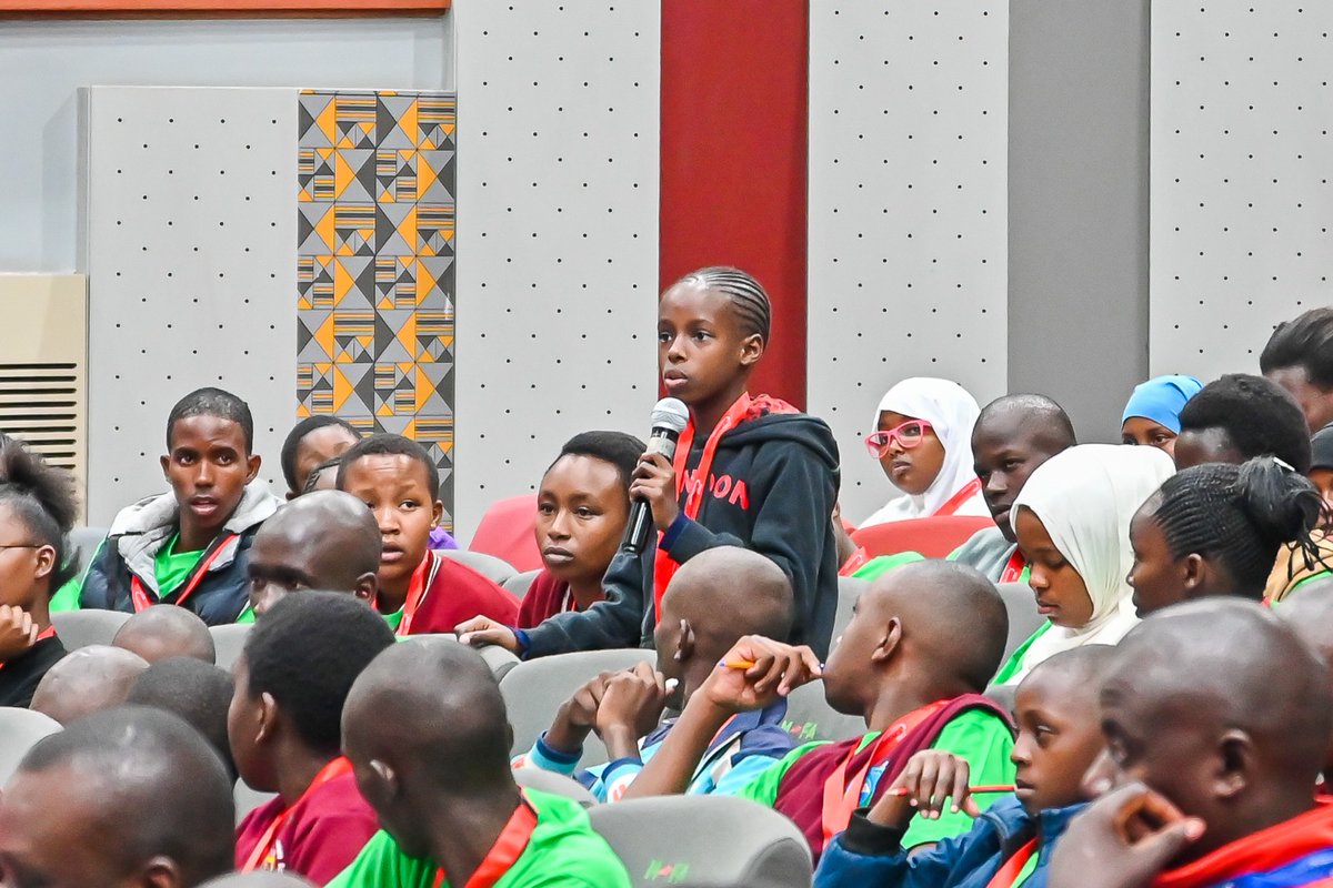 UNICEFKenya's tweet image. “As the Children's President, I’m very excited to represent our issues at the Children's Devolution Conference. I believe that every child's voice needs to be heard by our local and national leaders,” Samuel Smith, 14 years old, Mikindani Primary, Mombasa County. #DevolutionAt10
