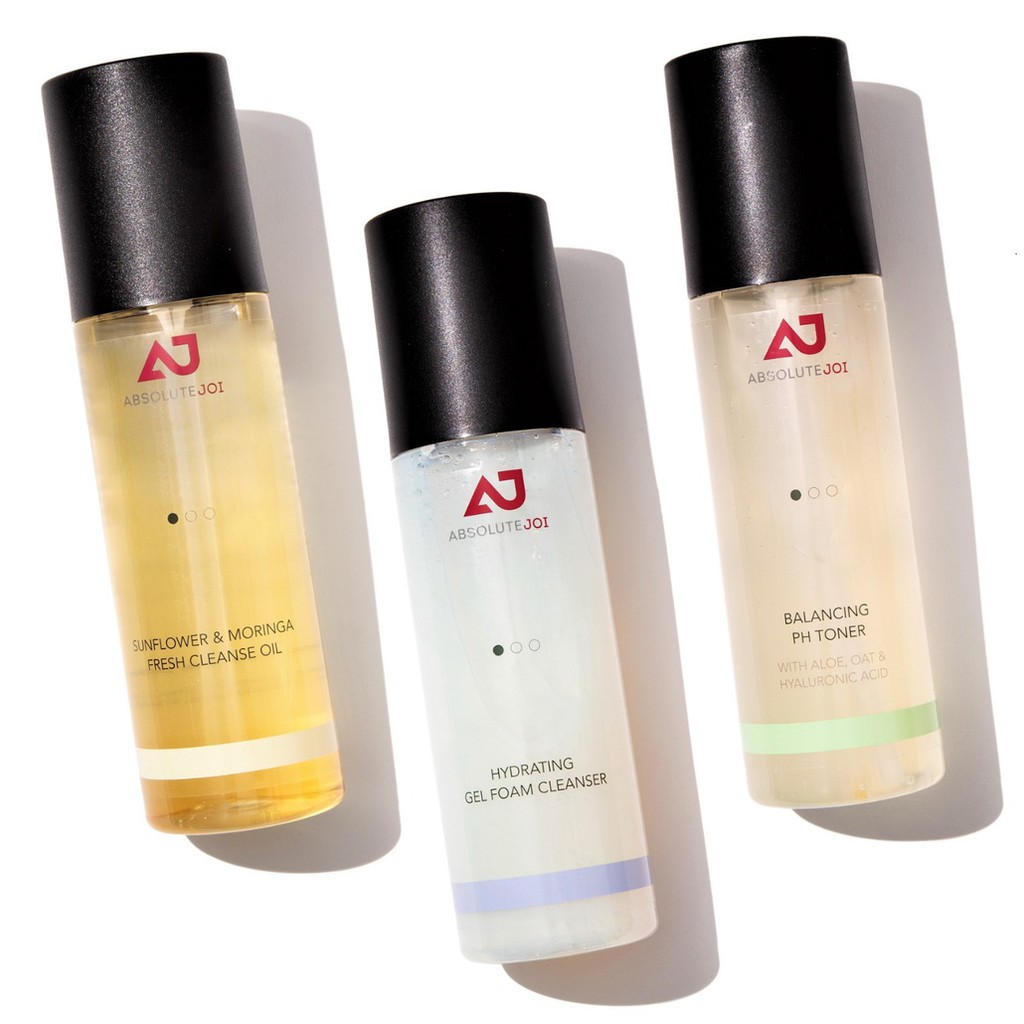 AbsoluteJOI's tweet photo. If you use the double cleanse method, make sure you use natural, non-comedogenic oils that don’t clog your skin.

Read the full article: Tips for Melanin Skin Care
▸ https://t.co/d8zMKKRcmd

#GentleSkincare #Melanin #cleanbeautyformelaninrichskin #MelaninRichSkin https://t.co/g7rLpdxksG