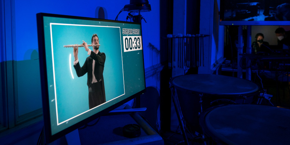 Tomorrow, the <a href="/Konzerthaus/">Konzerthaus Berlin</a> Berlin will be live on #Twitch with this season's final #Spielzeit episode!

In the award-winning show, the musicians introduce classic instruments and their day-to-day work.

🔴 Tune in July 5 at 5pm live on:
twitch.tv/konzerthausorc…