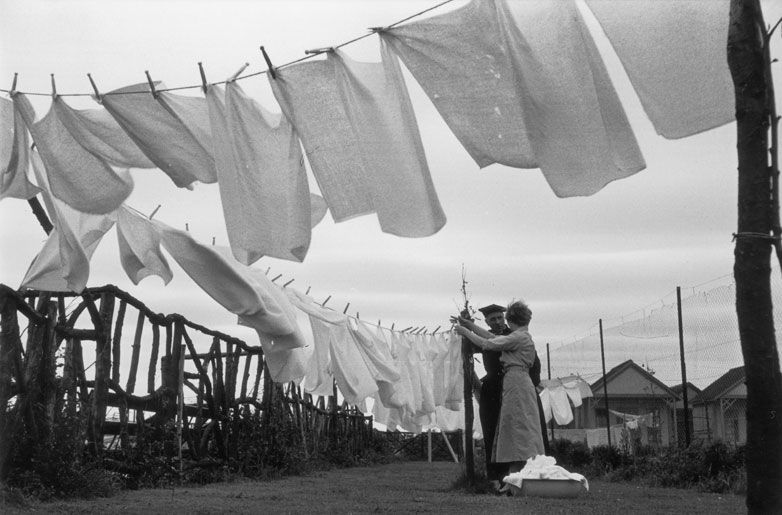 twistopherrobin's tweet photo. #Photography #Monochrome #WashingLines https://t.co/l5VECB8CQt