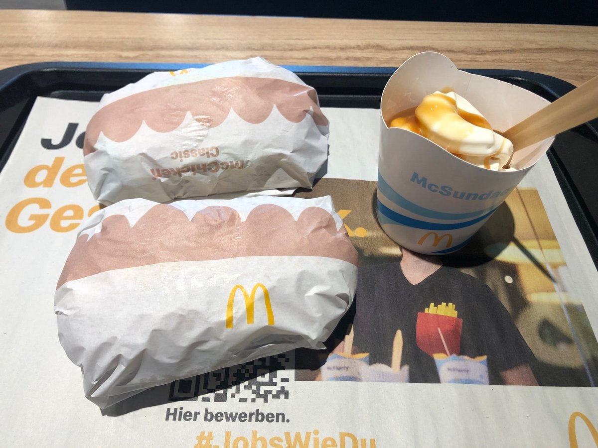 #Happy4th 🇺🇸 (at <a href="/McDonaldsDenews/">McDonald's Deutschland</a> in Celle, Niedersachsen) swarmapp.com/c/9SsMmr4i8pO