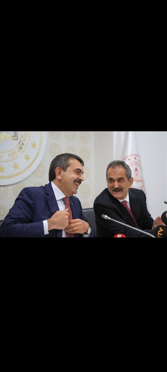 dogu_masali's tweet photo. Ben devletin sözüne inanamayacaksam kime inanacağım.? Kime güveneceğim? Bu kara lekedir. Bu leke temizlenmeli hak sahibine teslim edilmelidir. 2022 kpss!
Devlet sözünü tutar. Kendi evladını yolda birakmaz.
@Yusuf__Tekin 
@tcmeb 
#CbMebEkAtamaSözünüTutmuyor
#Kabineden2022yeEKATAMA https://t.co/6MwvVyQPOC