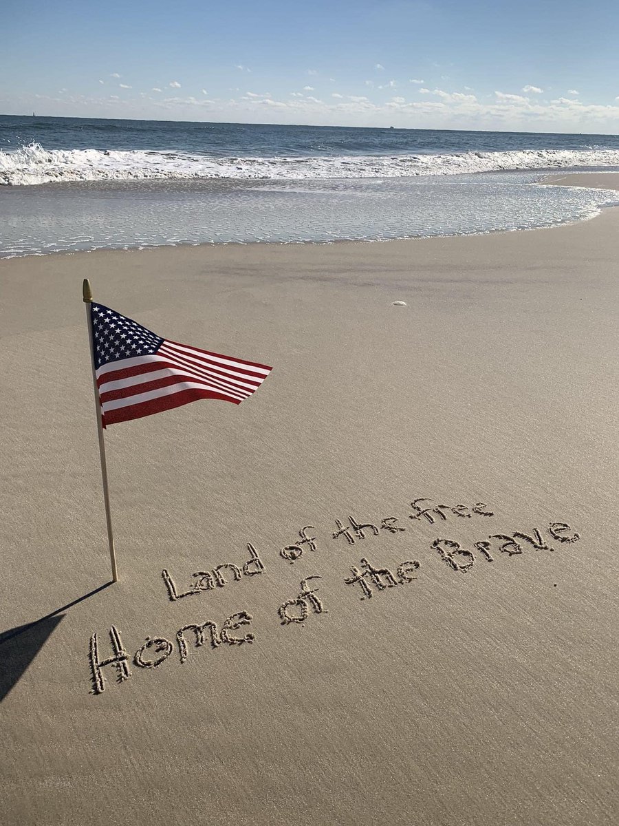 m0mmydearest1's tweet photo. @DC_Draino Happy 4th https://t.co/Qww6G44mAs