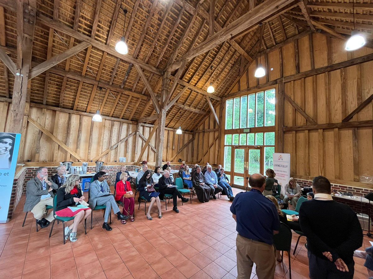 LivingFully_Net's tweet image. Started off part 1. Of Edith Stein’s life, in a play!! 🤩

#valueability #edithstein #london #uk #aylesford #kent #workshop #conference #june #july #kairos #value #play #drama