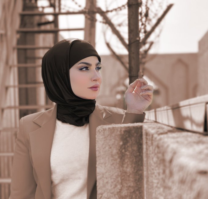 AnynAnthy's tweet photo. كبرنا لدرجة ان العلاقات  التي تنتهي . تنتهي بخيرها وشرها .
لا انتم اصحابنا ولا احبابنا ..
ايام ومرت .. https://t.co/vPTKSFZAcD