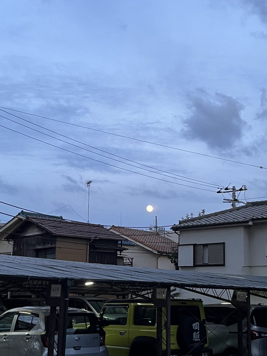 maycee61's tweet photo. @MCRYU_RADIO RYUさんのtweet見逃していたの沢山発見しましたっ🥰
これで更に元気いっぱい🙆‍♀️
こちら日本のfullmoonも綺麗ですよ🌝
#dance897 
#happytuesday https://t.co/0YRbIRADQg