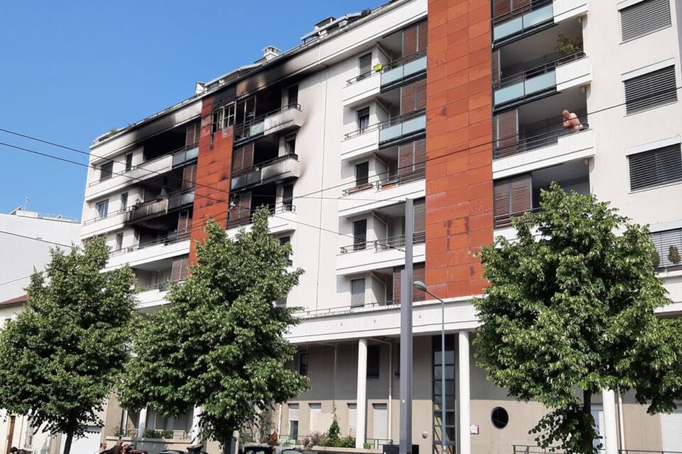 GOSSIP ROOM tweet media