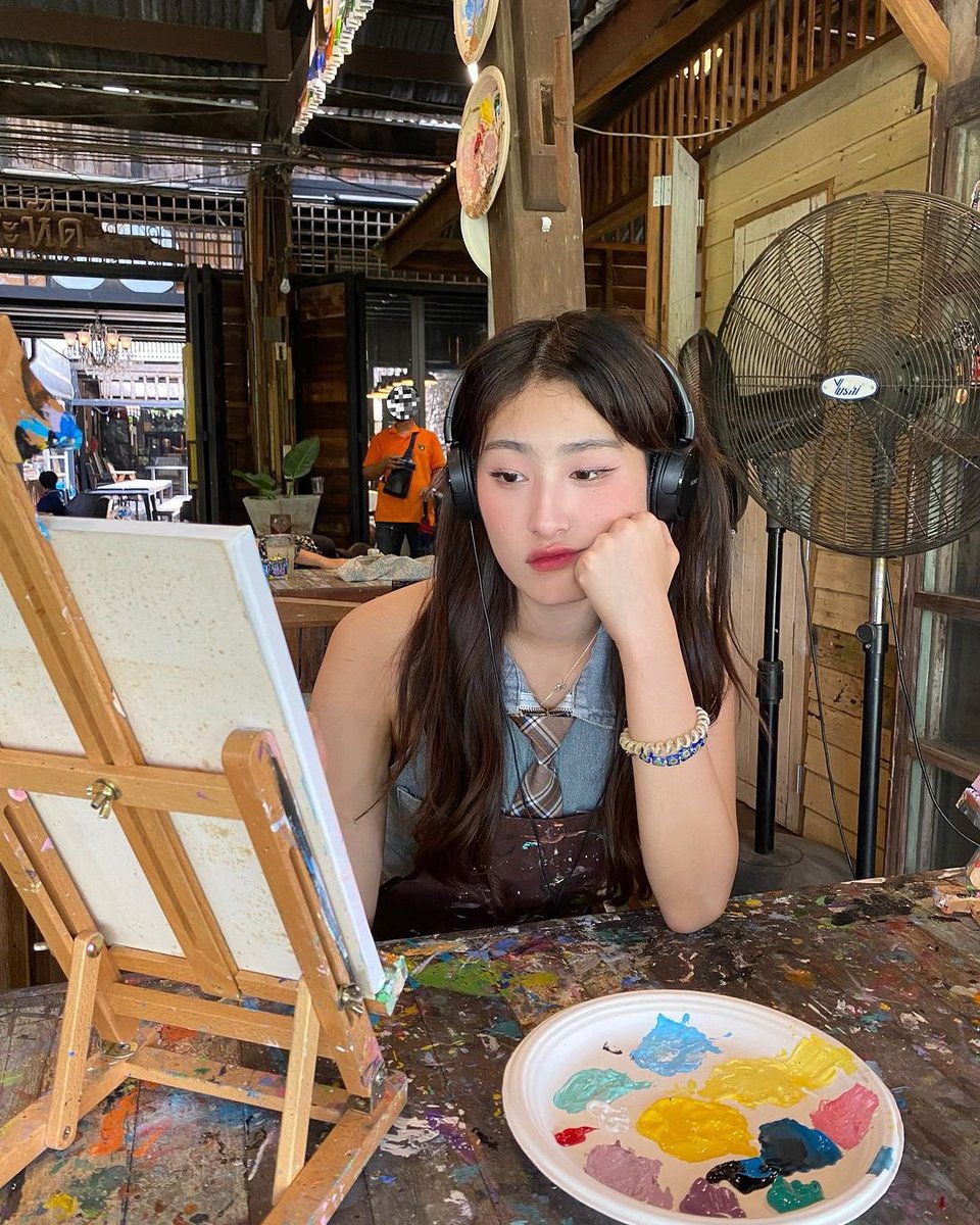 ppeakaboo_th's tweet photo. — peakstagram 📸🤍
ig : peak.bnk48official

แมงกาพรุน

#PeakBNK48 #BNK48 https://t.co/iEmYk1QZhA