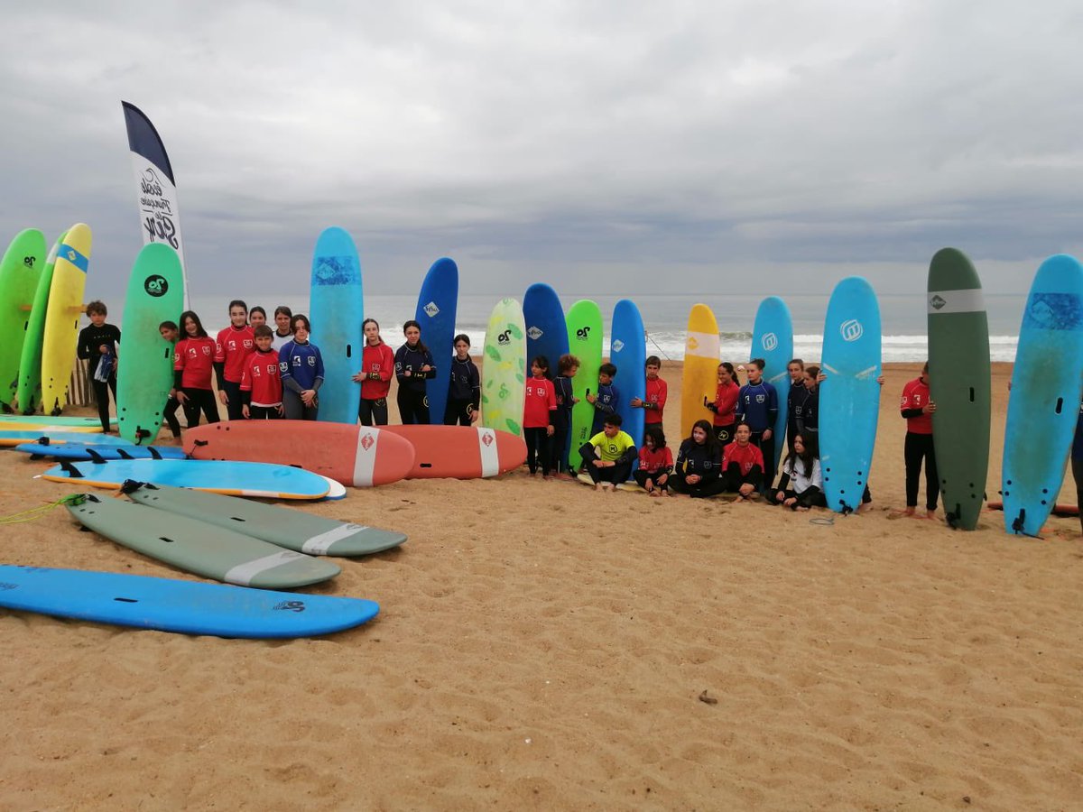 LaBarousse's tweet photo. Séjour surf 🏄‍♀️ et plongée à Anglet pour nos élèves. 🤙 https://t.co/l8Al9kxy4Z