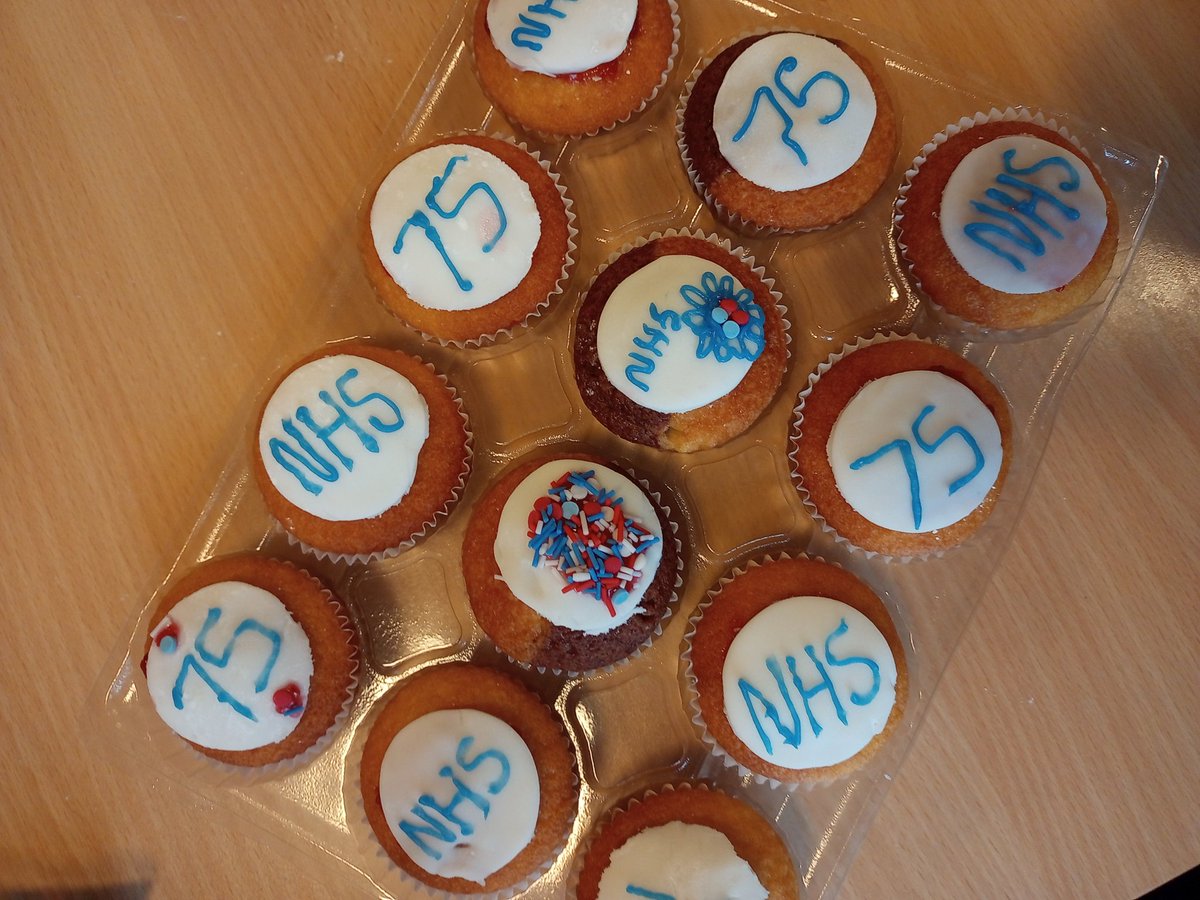 Syrena House tweet media