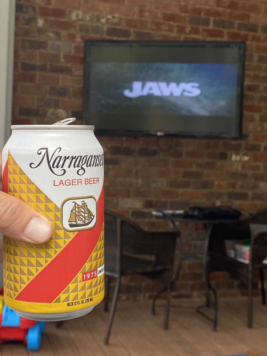KellH7's tweet image. A tradition like none other #Happy4thJuly @thedailyjaws