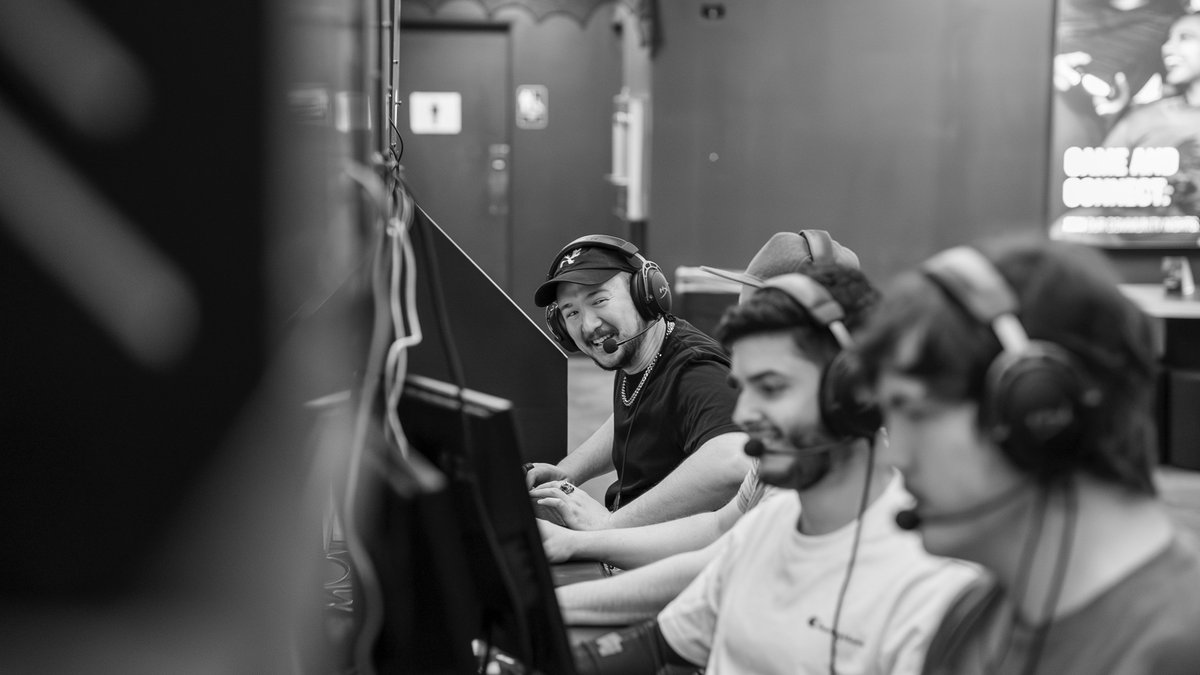 kaijucorpgg's tweet photo. thank you for everything, @BelongSCHA 

#herestogreenergrass

👺 https://t.co/gtsnKWqZzf