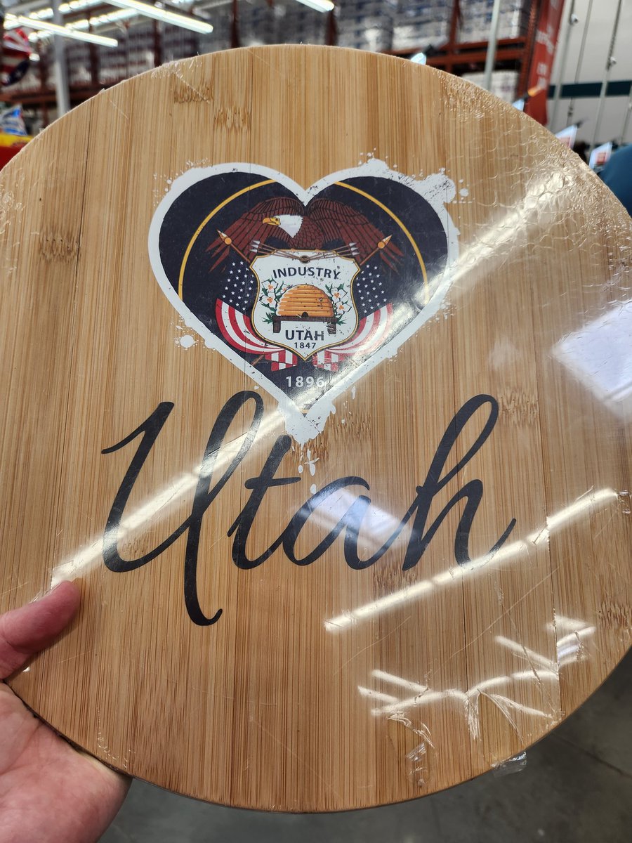 bumbalinabee's tweet photo. Post 1: Those who want to change Utah's State flag say our current flag is not marketable. I found this at Winco, in Orem, Utah. I have seen many products with Utah's state flag on it. I hear Washington state is next on the list. #flag #savetheflag #Utahstate #Utah #Utahstateflag https://t.co/Py3oJnFoVk