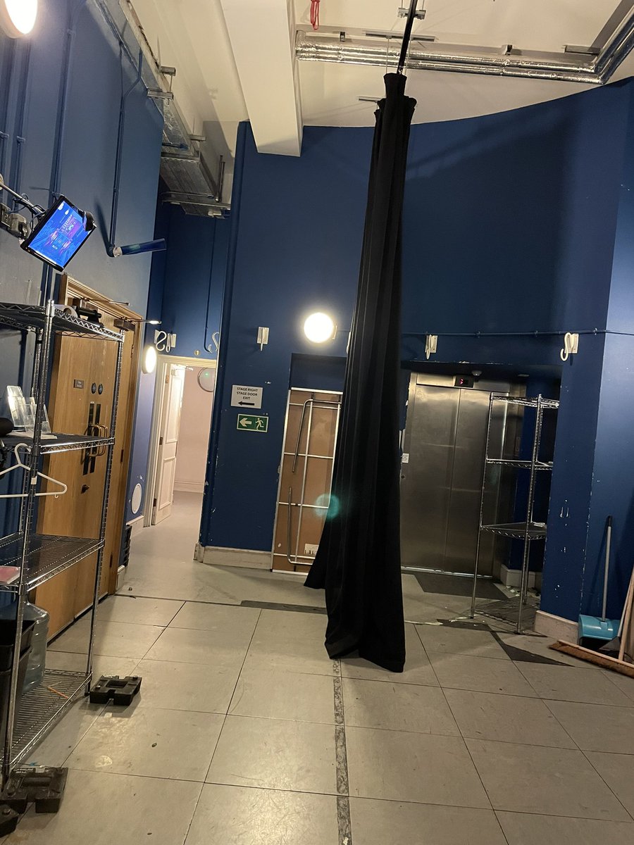 JPFoundation's tweet photo. We’re #BehindtheScenes at the #StepLive Festival with @RADheadquarters and @StepintoDance.
The young people are preparing their dancing feet for the show. https://t.co/mkmvDmUBw4