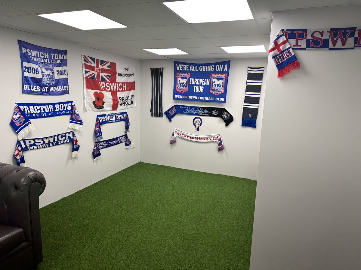 Mark Murphy MBE tweet media