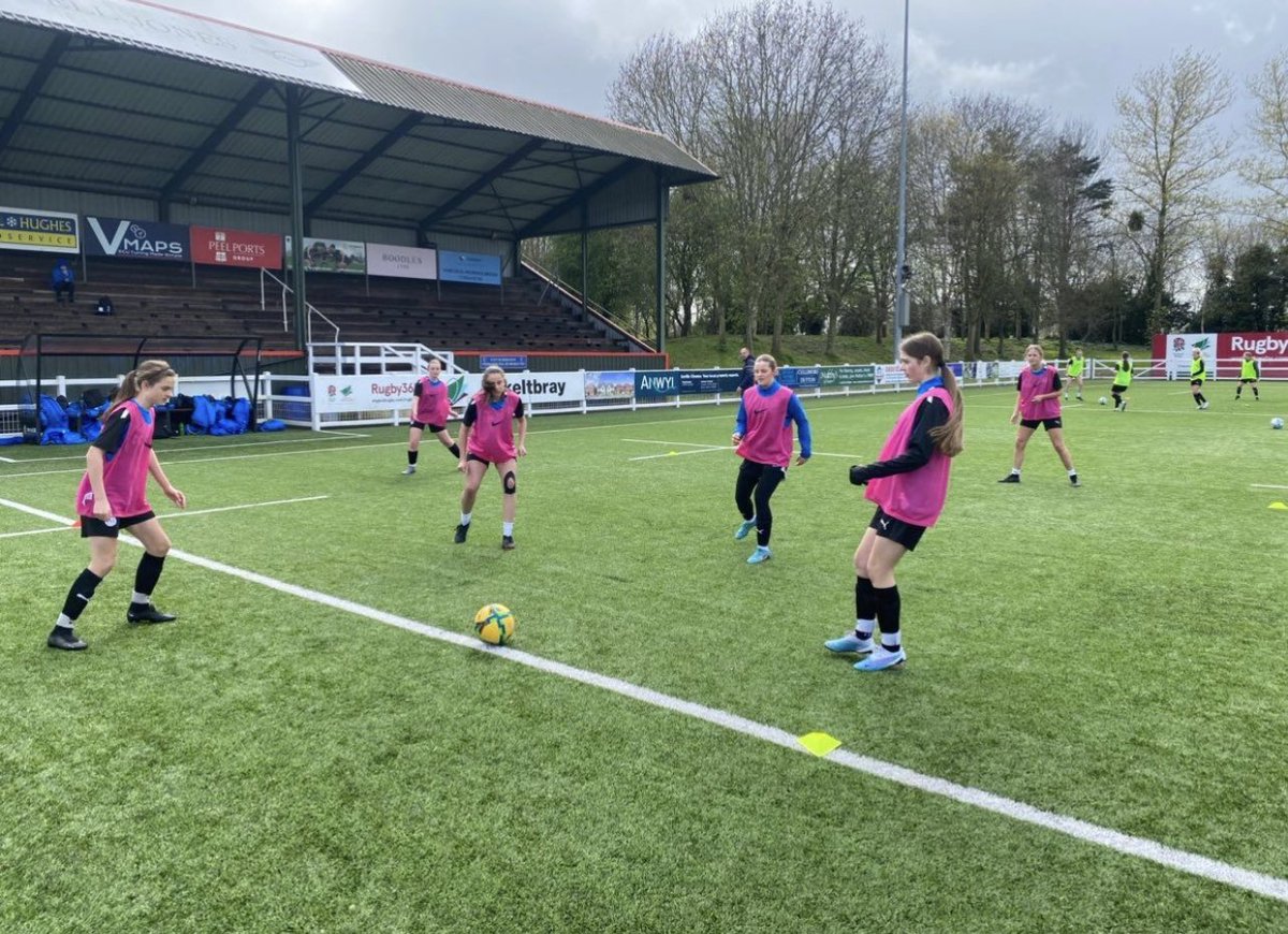 wigan_lfc's tweet photo. COACHES REQUIRED - we have a number of opportunities available for football coaches. Please fill in the form, link below, for more information
https://t.co/ek3L4Cxute https://t.co/AMV2f2bqv5