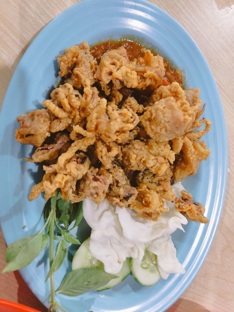 RielCloud's tweet photo. Fried squid🦑 https://t.co/o1U0lCByOm