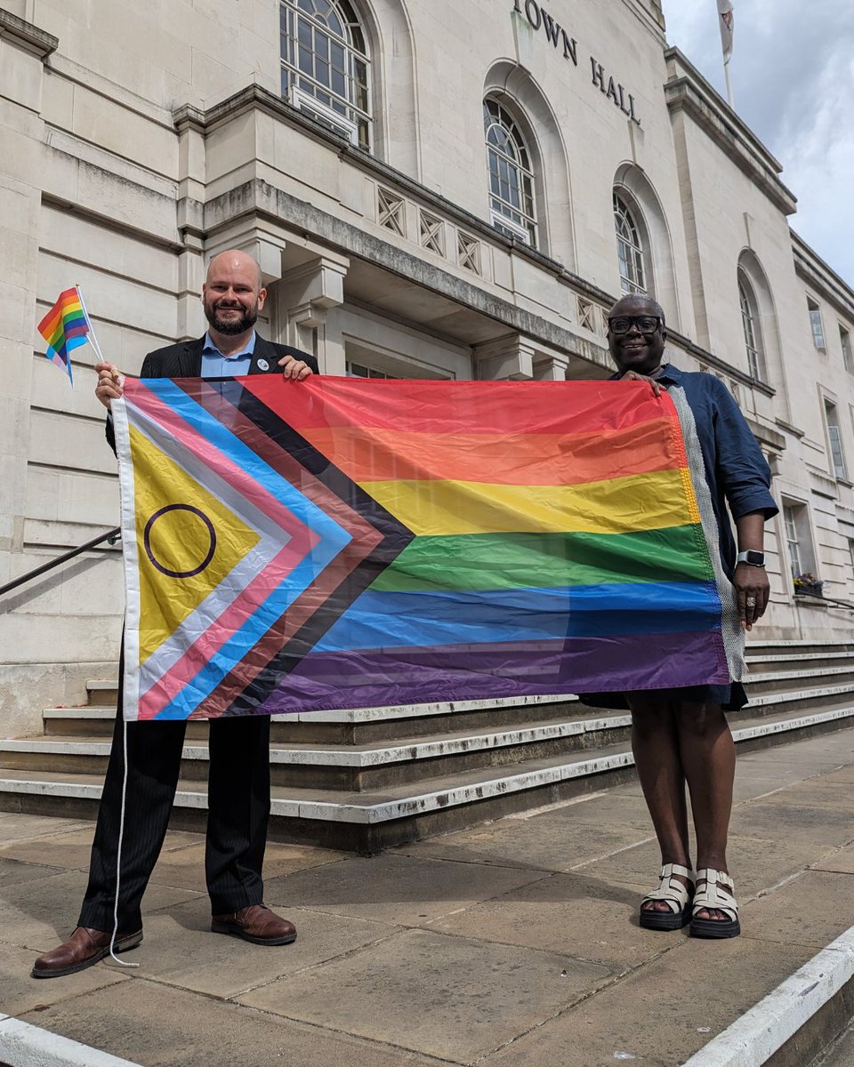 🎉Small grants of up to £1000 are on offer for Hackney’s LGBTQIA+ residents, community groups &amp; organisations!

🌈For cultural events or activities during Transgender Awareness Week, Transgender Day of Remembrance &amp; LGBT+ History Month

ℹ Find out more:
news.hackney.gov.uk/pride365-cultu…