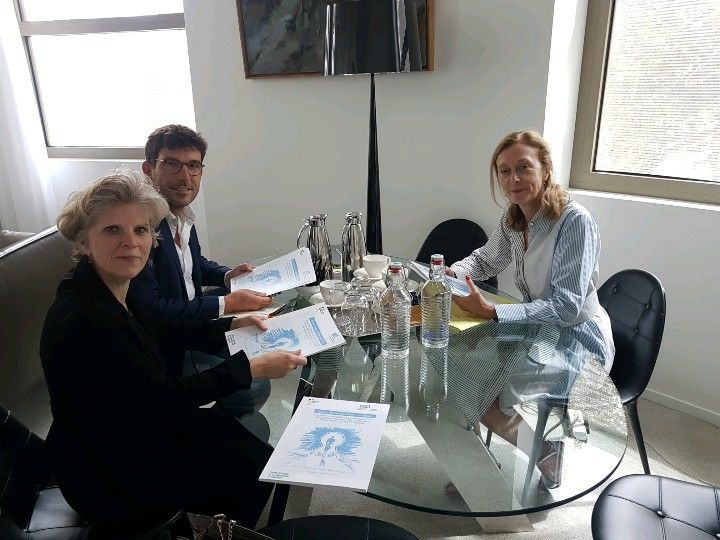 Remise du rapport « Laissez-nous réaliser nos rêves ! » à <a href="/CharlotteCaubel/">Charlotte Caubel</a>, Secrétaire d'Etat auprès de la Première ministre en charge de l'Enfance, par <a href="/Annedevre/">Anne Devreese</a>, présidente du CNPE et <a href="/Antoinedulin/">Antoine Dulin</a>, vice-président du COJ et président de la commission insertion jeunes du COJ.